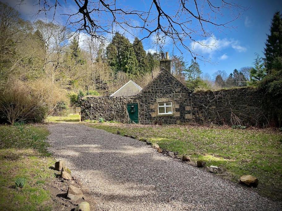 Peaceful Cottage With Fireplace Charleton Estate Elie Exterior foto